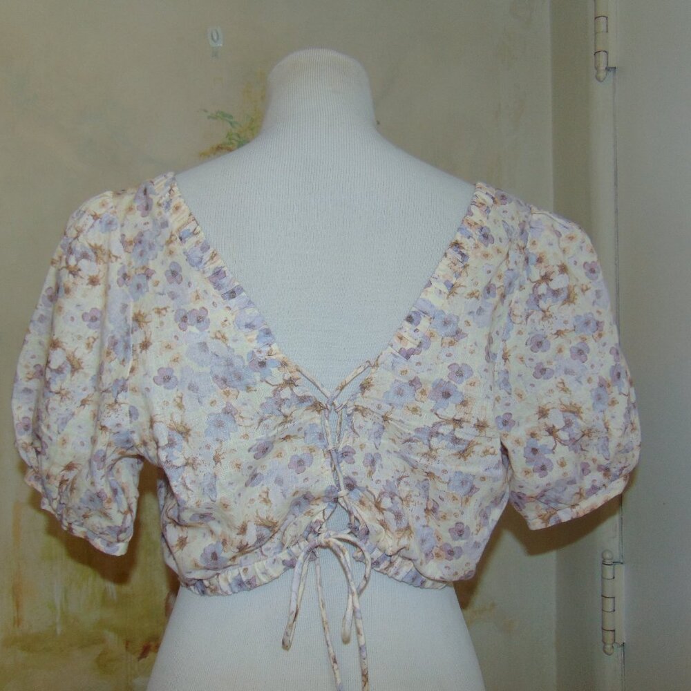 H&M LINEN Blend Cropped Watercolor Floral Blouse Top Prairie Corset Back Violet - Picture 4 of 10